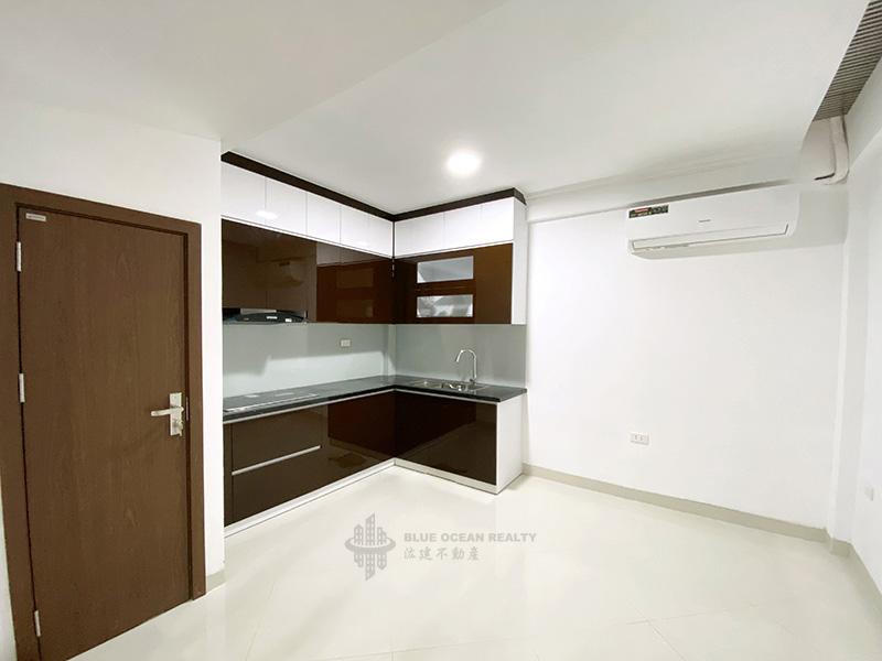 Nhà 4 tầng Lê Trọng Tấn cần bán, nhà đẹp, sổ đỏ chính chủ