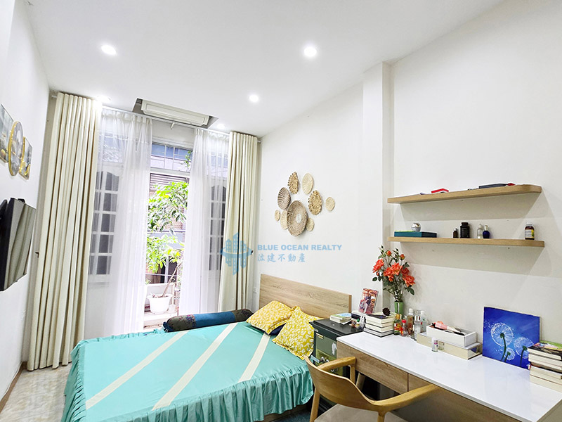 Bán Nhà 4 Tầng 1 Tum Nghĩa Đô, Cầu Giấy, Hà Nội – Giá 15,4 Tỷ