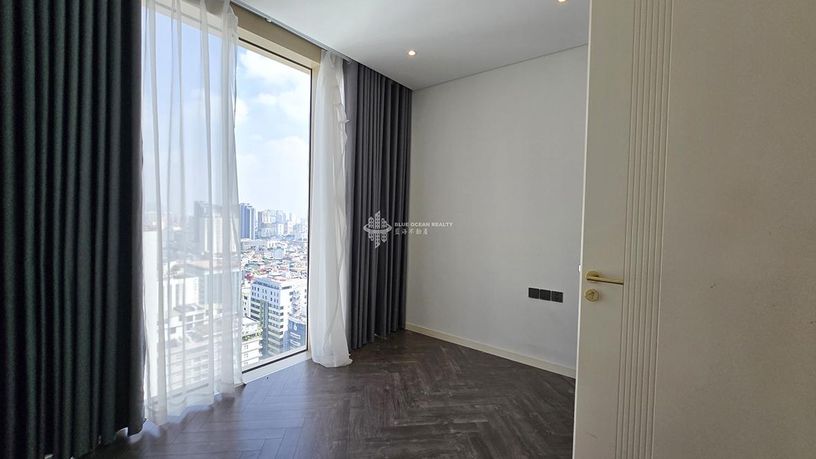 Cho thuê căn hộ 93 m2 Epic Tower