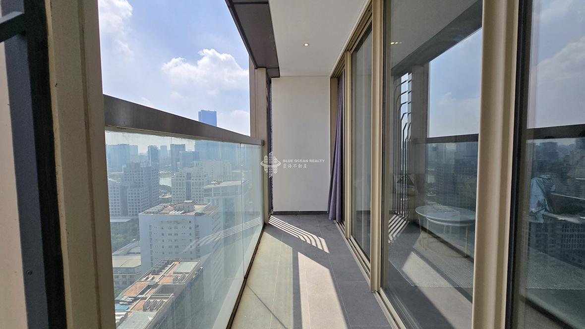 Cho thuê căn hộ 93 m2 Epic Tower